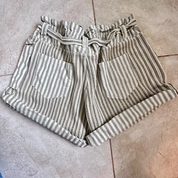 New, Free People One Harriet Striped Shorts Pockets Relaxed Fit size Large - Picture 5 of 10